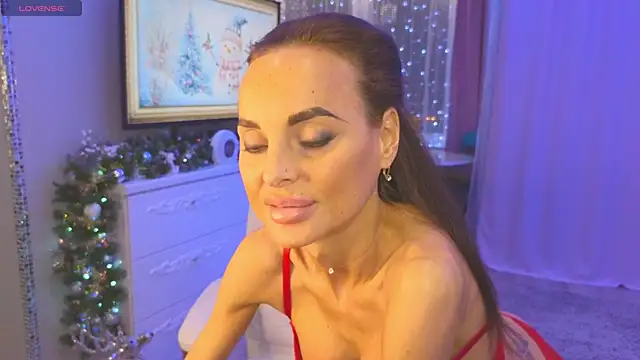 Snapshot of AlettaBlack chatting on December 25, 2024, 7:24 pm AlettaBlack online show from December 25, 2024, 7:24 pm