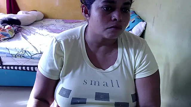 yulieth bbw online show from April 27, 2026, 12:25 pm