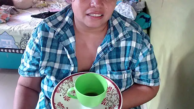 Snapshot of yulieth_bbw chatting on May 6, 2026, 11:26 am yulieth bbw online show from May 6, 2026, 11:26 am