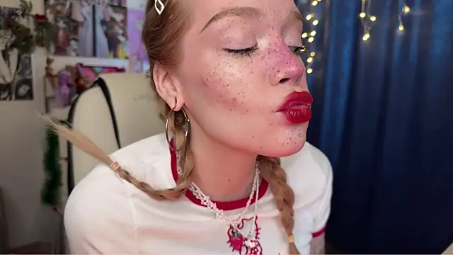 boobsybootie online show from January 3, 2025, 9:04 am