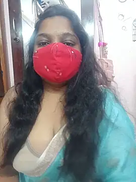 Snapshot of lovely-latha chatting on June 1, 2026, 10:39 am lovely-latha online show from June 1, 2026, 10:39 am