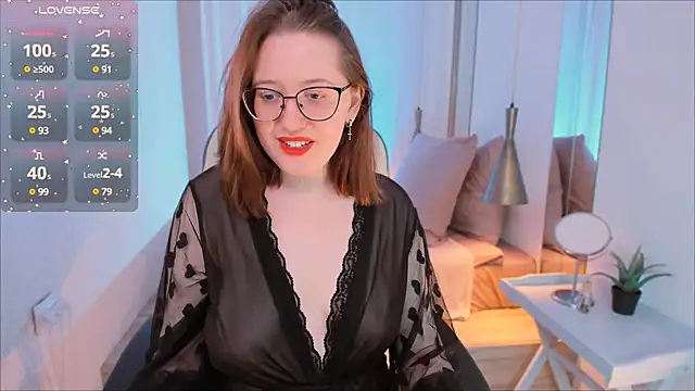 Snapshot of Charmy_Gracy chatting on February 28, 2025, 6:43 am Charmy Gracy online show from February 28, 2025, 6:43 am