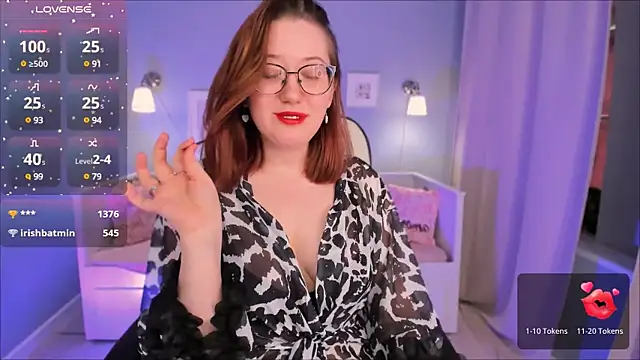 Snapshot of Charmy_Gracy chatting on March 22, 2025, 9:34 am Charmy Gracy online show from March 22, 2025, 9:34 am