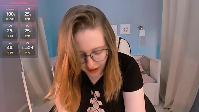 Snapshot of Charmy_Gracy chatting on September 9, 2025, 10:59 am Charmy Gracy online show from September 9, 2025, 10:59 am