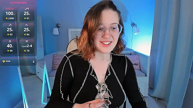 Snapshot of Charmy_Gracy chatting on October 10, 2025, 11:31 am Charmy Gracy online show from October 10, 2025, 11:31 am