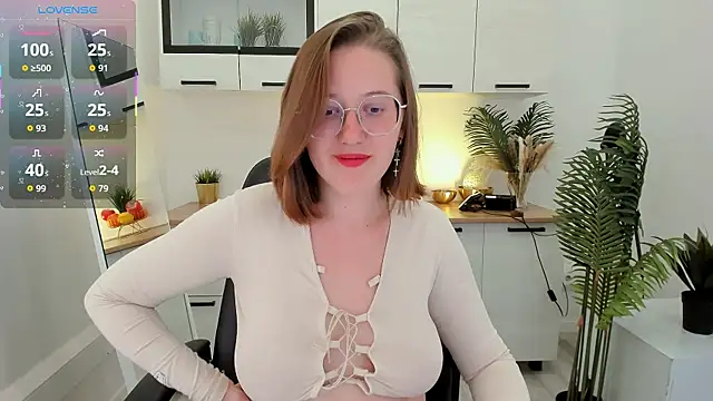 Charmy Gracy online show from April 25, 2026, 2:36 pm