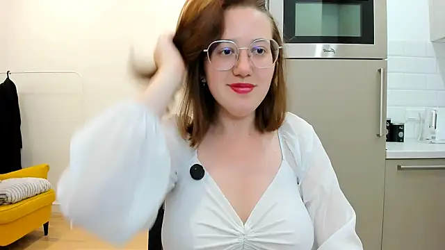 Snapshot of Charmy_Gracy chatting on June 15, 2026, 8:38 am Charmy Gracy online show from June 15, 2026, 8:38 am