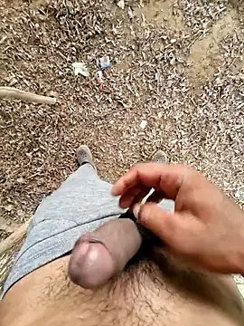 Snapshot of breejs chatting on September 28, 2025, 4:40 am breejs online show from September 28, 2025, 4:40 am