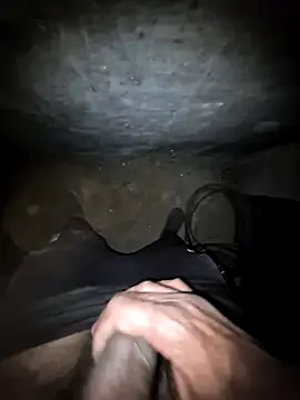 Snapshot of breejs chatting on October 21, 2025, 3:46 pm breejs online show from October 21, 2025, 3:46 pm