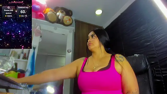 Snapshot of Pocahontas_d chatting on December 14, 2025, 10:58 pm Pocahontas d online show from December 14, 2025, 10:58 pm