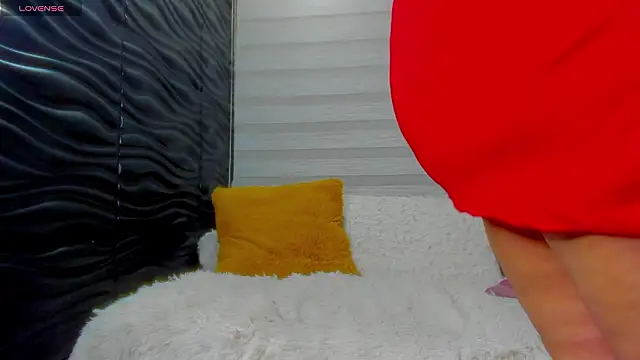 Snapshot of Pocahontas_d chatting on February 1, 2026, 11:20 am Pocahontas d online show from February 1, 2026, 11:20 am