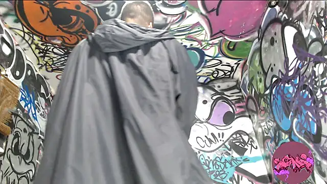 Snapshot of Justin_Frank chatting on February 23, 2025, 12:30 am Justin Frank online show from February 23, 2025, 12:30 am