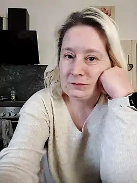 Snapshot of GeileEstelle chatting on February 7, 2025, 10:19 am GeileEstelle online show from February 7, 2025, 10:19 am