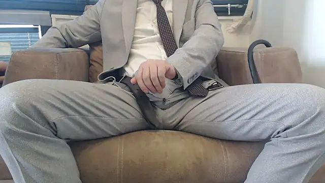 masterxmonster online show from March 10, 2025, 9:10 am