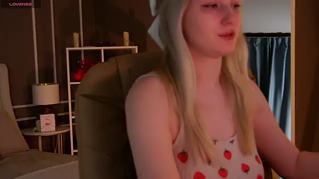 Snapshot of elinanortas chatting on January 27, 2025, 1:16 am elinanortas online show from January 27, 2025, 1:16 am