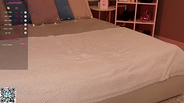 Snapshot of elinanortas chatting on January 27, 2025, 7:24 am elinanortas online show from January 27, 2025, 7:24 am