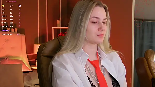 Snapshot of elinanortas chatting on February 4, 2025, 1:13 am elinanortas online show from February 4, 2025, 1:13 am