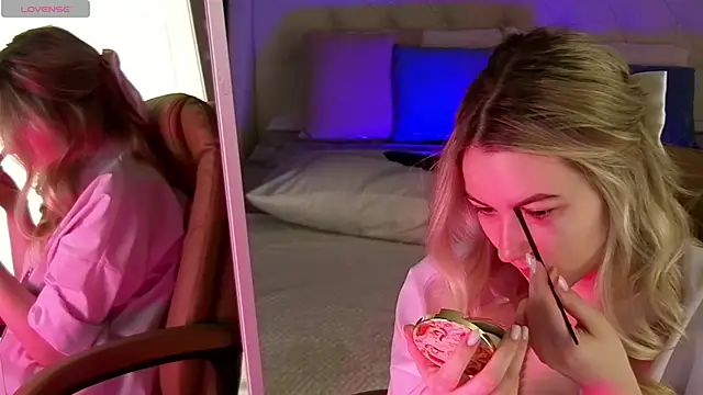 Snapshot of elinanortas chatting on March 5, 2025, 1:10 am elinanortas online show from March 5, 2025, 1:10 am