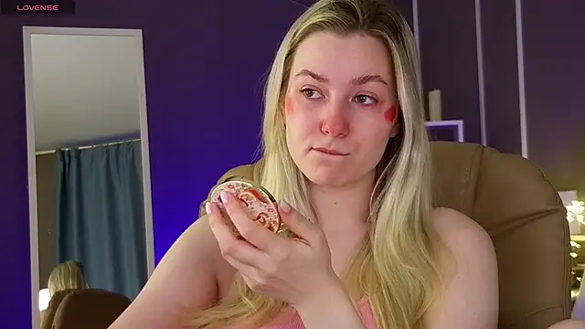 Snapshot of elinanortas chatting on March 9, 2025, 1:04 am elinanortas online show from March 9, 2025, 1:04 am