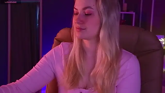 Snapshot of elinanortas chatting on March 15, 2025, 1:19 am elinanortas online show from March 15, 2025, 1:19 am