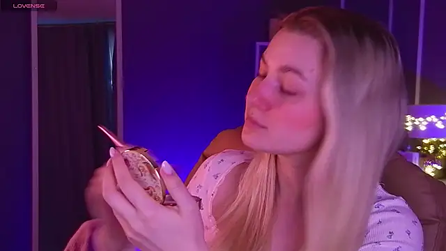 Snapshot of elinanortas chatting on March 16, 2025, 1:07 am elinanortas online show from March 16, 2025, 1:07 am