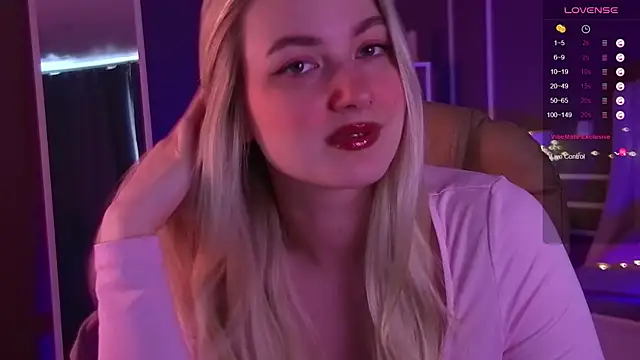 Snapshot of elinanortas chatting on March 19, 2025, 4:14 am elinanortas online show from March 19, 2025, 4:14 am