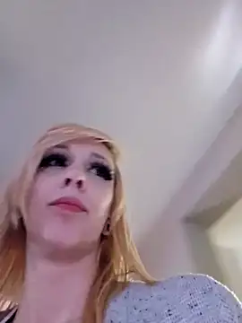 AmethystFoxx online show from February 27, 2025, 7:15 pm