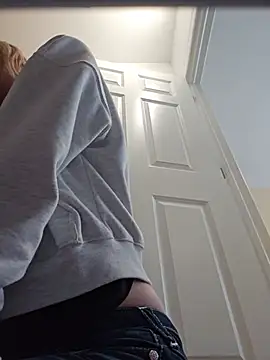 AmethystFoxx online show from June 14, 2026, 5:26 pm