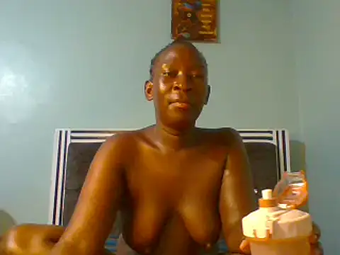 Snapshot of blackcuteebony chatting on February 16, 2025, 8:22 pm blackcuteebony online show from February 16, 2025, 8:22 pm