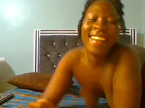 Snapshot of blackcuteebony chatting on February 21, 2025, 4:05 pm blackcuteebony online show from February 21, 2025, 4:05 pm