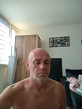 Snapshot of wilkalfa chatting on June 27, 2026, 6:29 am wilkalfa online show from June 27, 2026, 6:29 am