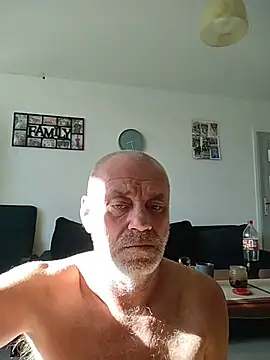Snapshot of wilkalfa chatting on July 11, 2026, 6:27 am wilkalfa online show from July 11, 2026, 6:27 am