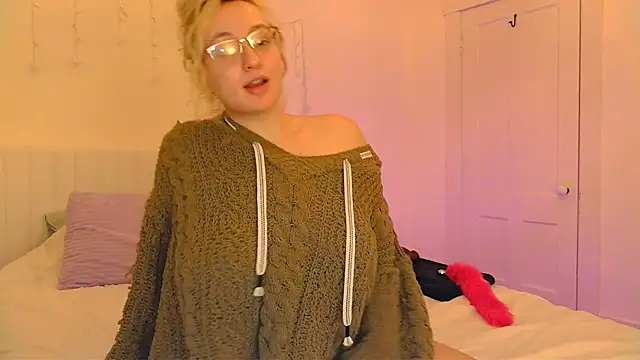 Snapshot of ashleyblaydex chatting on March 2, 2026, 4:36 am ashleyblaydex online show from March 2, 2026, 4:36 am