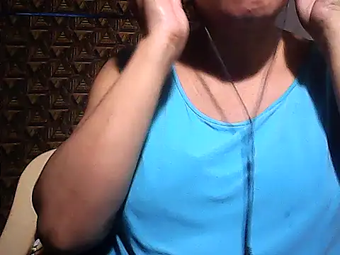 sweetsosie18 online show from February 21, 2026, 7:20 am