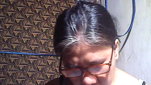 sweetsosie18 online show from April 26, 2026, 10:46 am