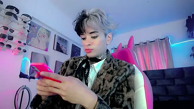 Snapshot of Sweet_Jack1 chatting on February 19, 2025, 6:21 pm Sweet Jack1 online show from February 19, 2025, 6:21 pm