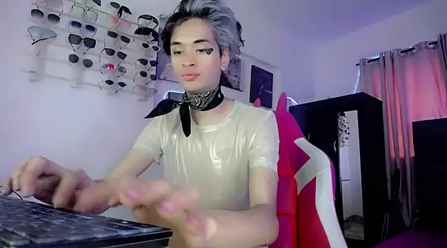 Snapshot of Sweet_Jack1 chatting on March 10, 2025, 6:01 pm Sweet Jack1 online show from March 10, 2025, 6:01 pm