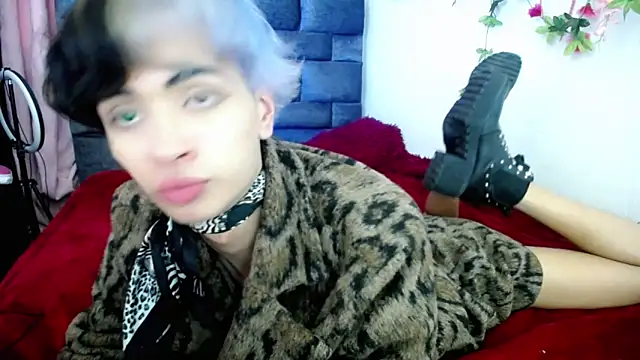 Snapshot of Sweet_Jack1 chatting on March 19, 2025, 9:27 pm Sweet Jack1 online show from March 19, 2025, 9:27 pm