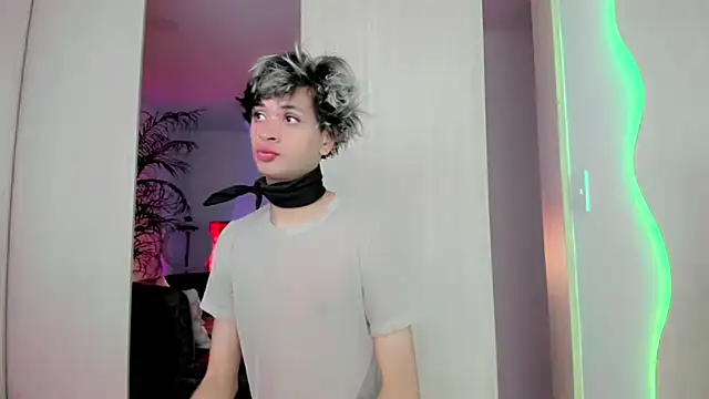 Snapshot of Sweet_Jack1 chatting on October 4, 2025, 1:03 am Sweet Jack1 online show from October 4, 2025, 1:03 am