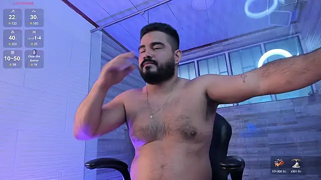 Snapshot of MichaelBear_ chatting on December 29, 2024, 12:12 pm MichaelBear online show from December 29, 2024, 12:12 pm