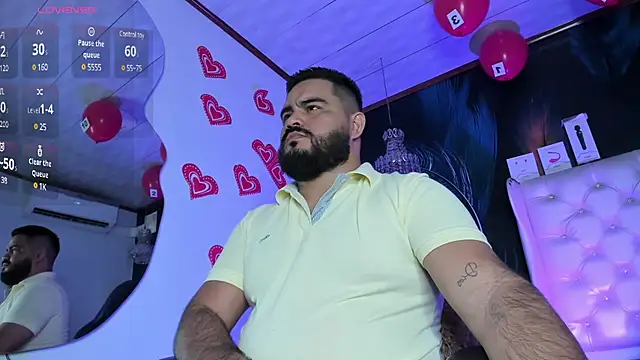 Snapshot of MichaelBear_ chatting on February 17, 2025, 12:48 pm MichaelBear online show from February 17, 2025, 12:48 pm