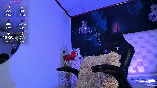 Snapshot of MichaelBear_ chatting on March 21, 2025, 3:24 pm MichaelBear online show from March 21, 2025, 3:24 pm