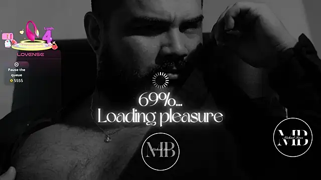 Snapshot of MichaelBear_ chatting on October 24, 2025, 12:23 pm MichaelBear online show from October 24, 2025, 12:23 pm