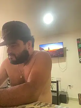 Snapshot of MichaelBear_ chatting on December 18, 2025, 6:25 pm MichaelBear online show from December 18, 2025, 6:25 pm