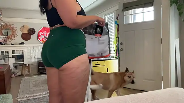 dreamyriri online show from February 22, 2026, 9:46 pm