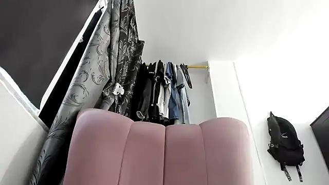 Snapshot of natalia_hottman chatting on October 9, 2025, 4:05 pm natalia hottman online show from October 9, 2025, 4:05 pm