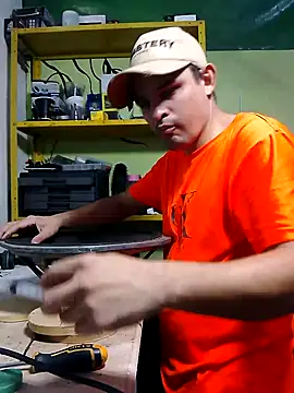 king-lobo-act online show from November 20, 2025, 5:34 pm