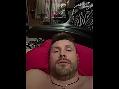 MartinBrandon online show from May 16, 2026, 12:40 am