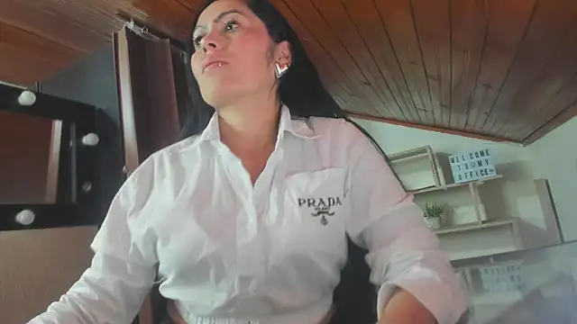 Snapshot of Tania_mature chatting on January 31, 2025, 7:29 pm Tania mature online show from January 31, 2025, 7:29 pm