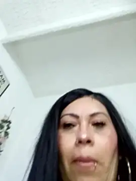 Tania mature online show from June 20, 2026, 6:00 pm